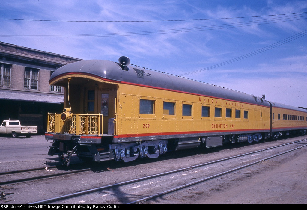 UP 200 Exhibition Car